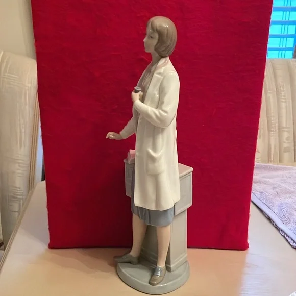 NAO by Lladro-Daisa-Large Female Doctor Porcelain Figurine-Approx:13 1/2” Tall
